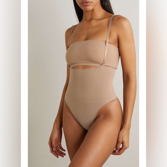 SKIMS Other - NEW SKIMS Core Control Thong- Beige (size S)